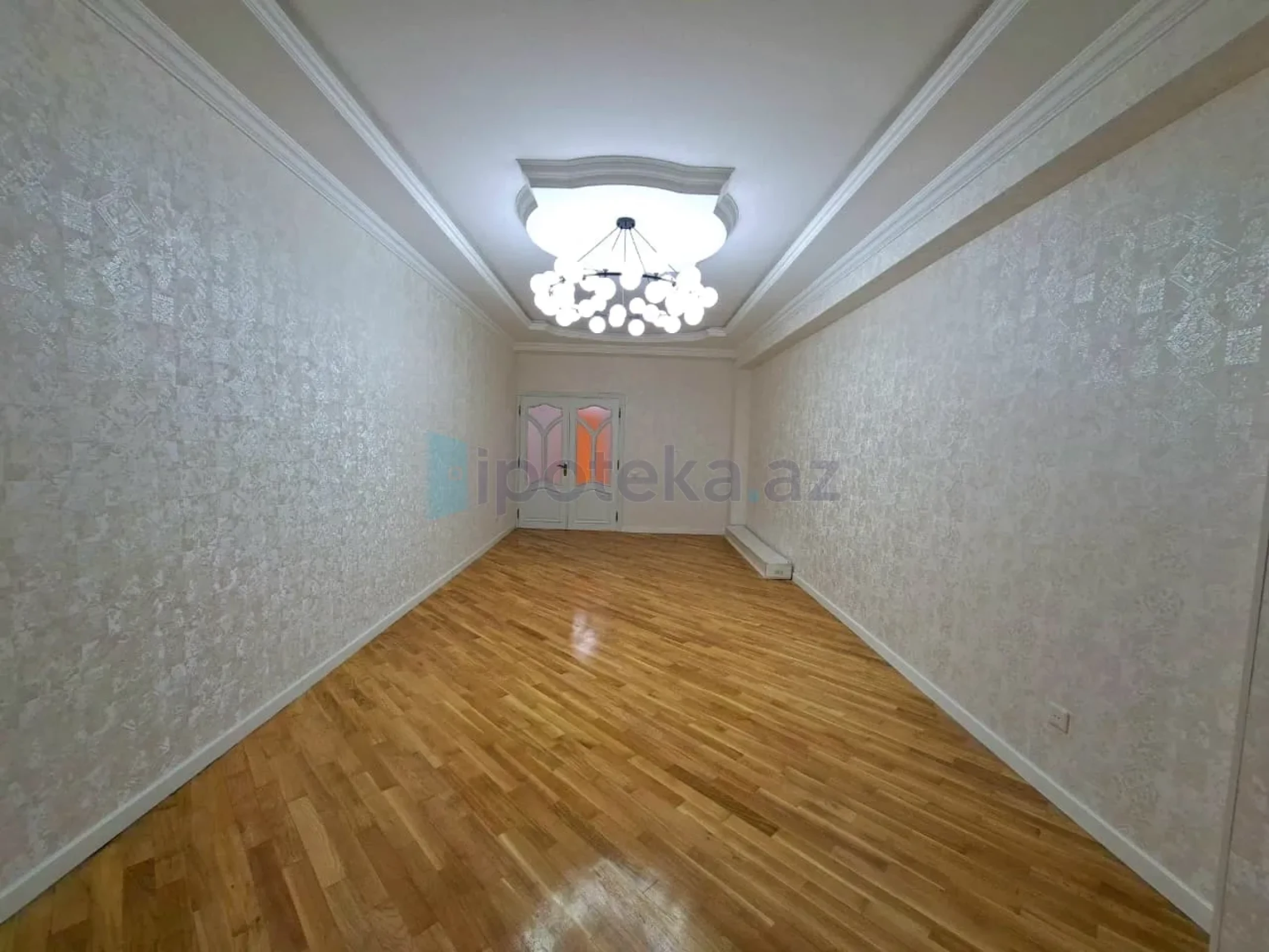 Satılır 4 otaqlı yeni tikili 165 m²