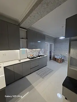 Satılır 2 otaqlı yeni tikili 77 m²