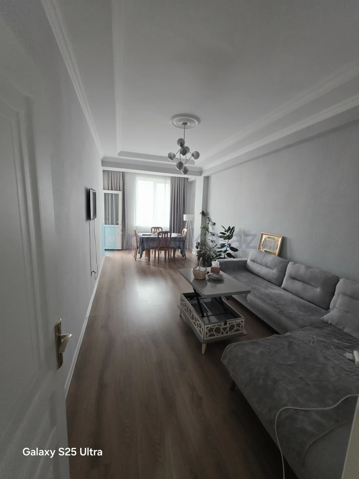 Satılır 2 otaqlı yeni tikili 77 m²