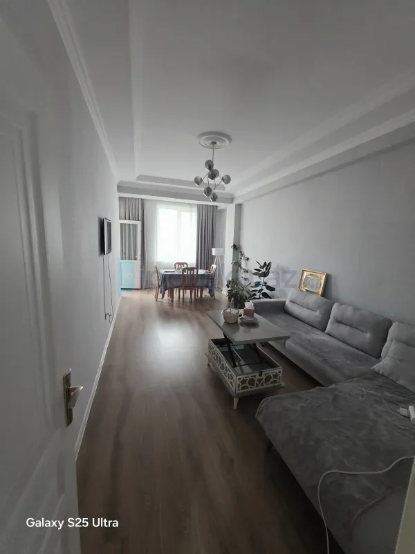 Satılır 2 otaqlı yeni tikili 77 m²