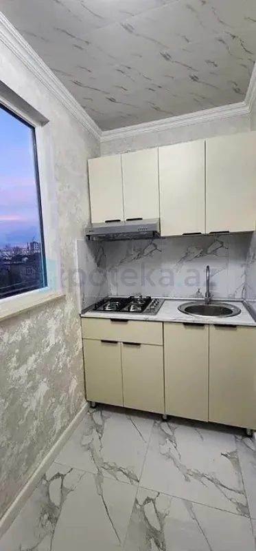 Satılır 2 otaqlı köhnə tikili 39 m²