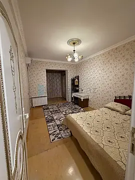 Satılır 2 otaqlı köhnə tikili 60 m²