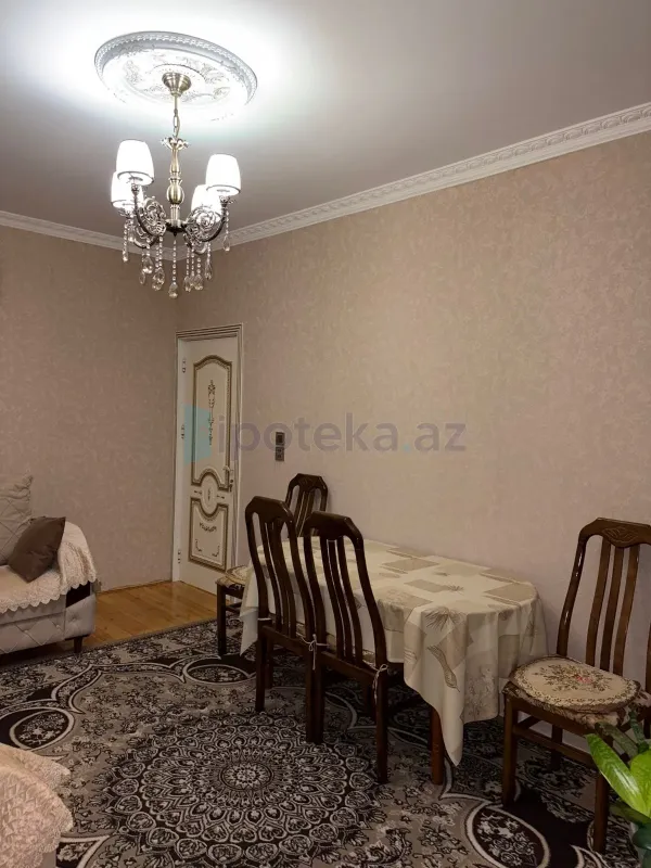 Satılır 2 otaqlı köhnə tikili 60 m²