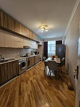 Satılır 3 otaqlı yeni tikili 96 m²