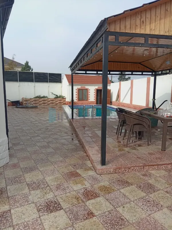 Satılır 5 otaqlı obyekt 350 m²