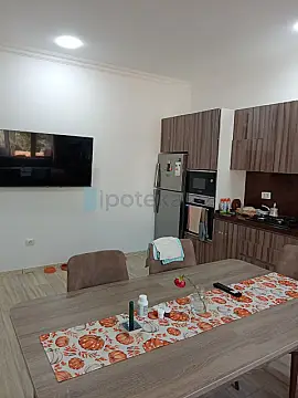 Satılır 5 otaqlı obyekt 350 m²