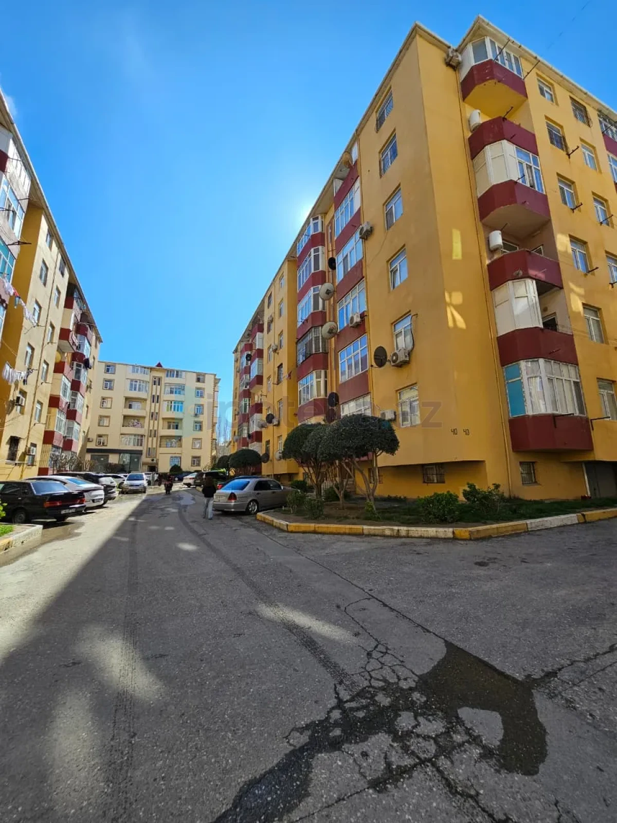 Satılır 2 otaqlı yeni tikili 688 m²