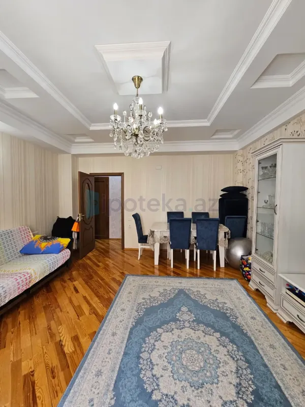 Satılır 2 otaqlı yeni tikili 688 m²