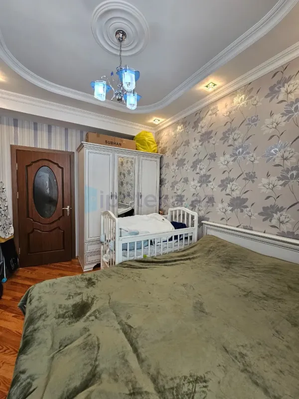 Satılır 2 otaqlı yeni tikili 688 m²