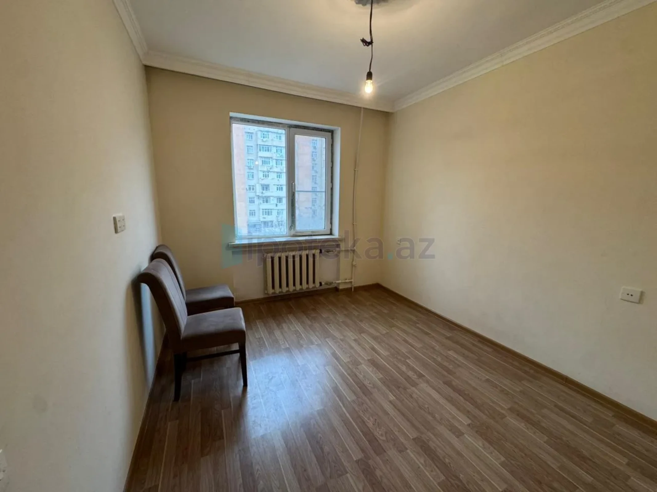 Satılır 3 otaqlı köhnə tikili 55 m²