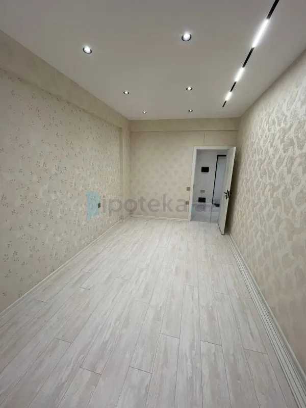 Satılır 2 otaqlı yeni tikili 62 m²
