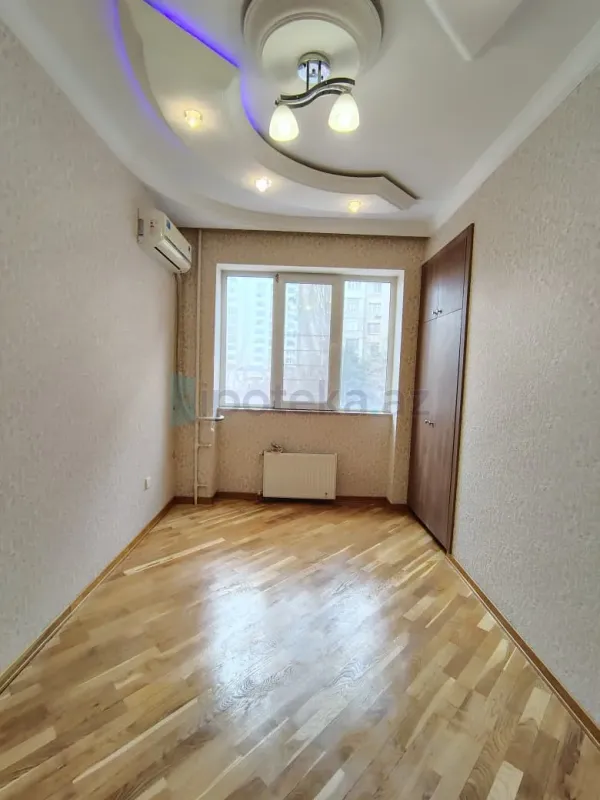 Satılır 2 otaqlı yeni tikili 60 m²