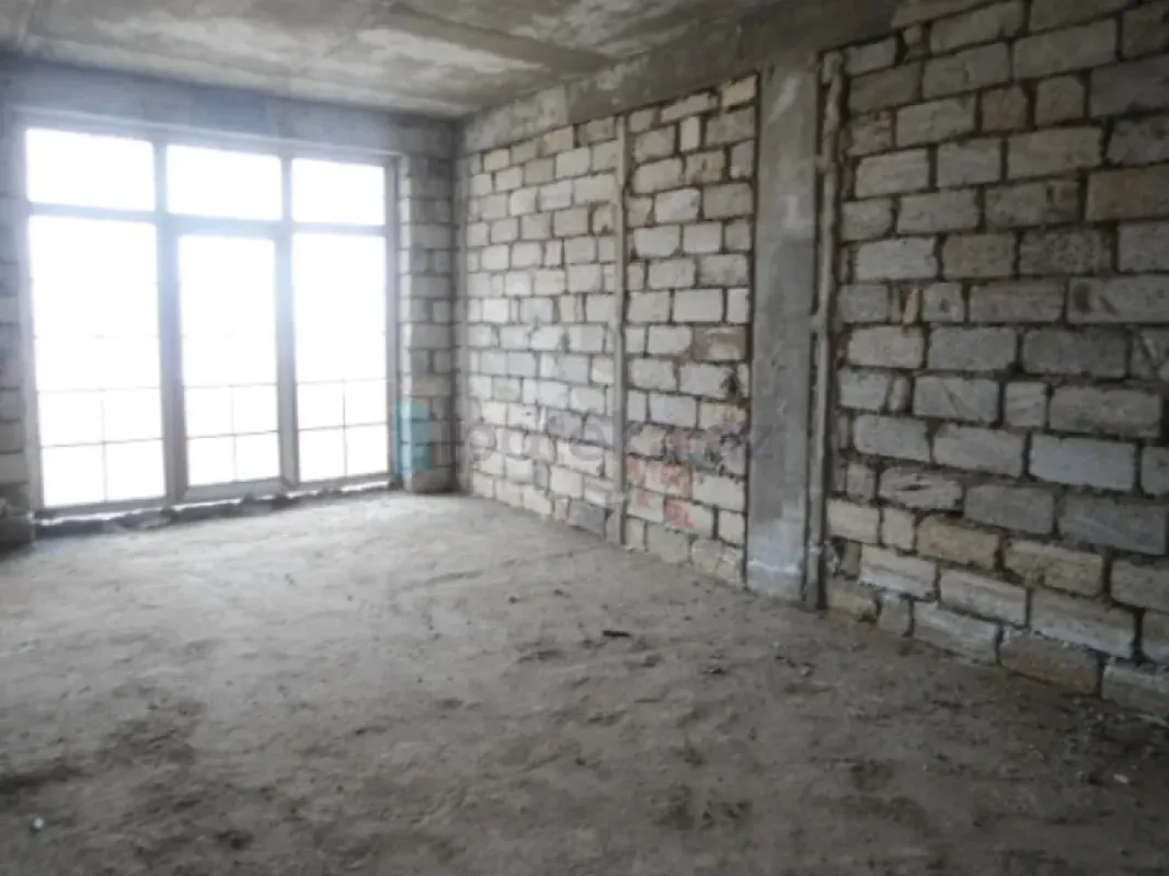 Satılır 6 otaqlı həyət evi 378 m²