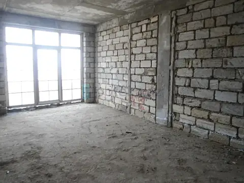 Satılır 6 otaqlı həyət evi 378 m²