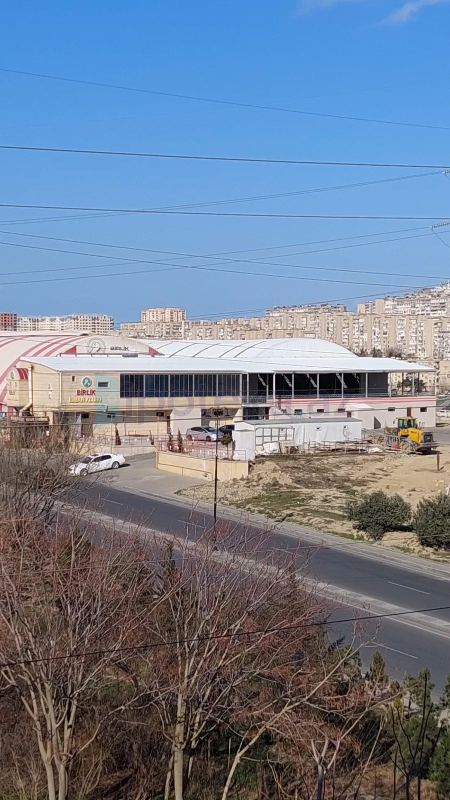 Satılır 2 otaqlı köhnə tikili 60 m²