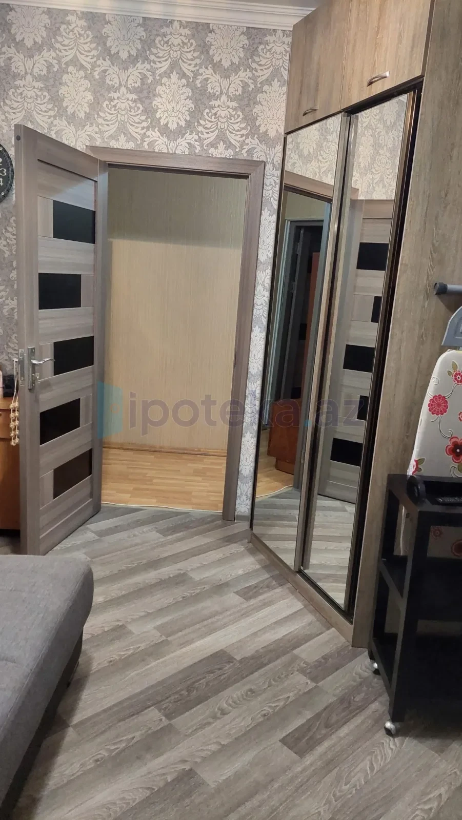 Satılır 2 otaqlı köhnə tikili 60 m²