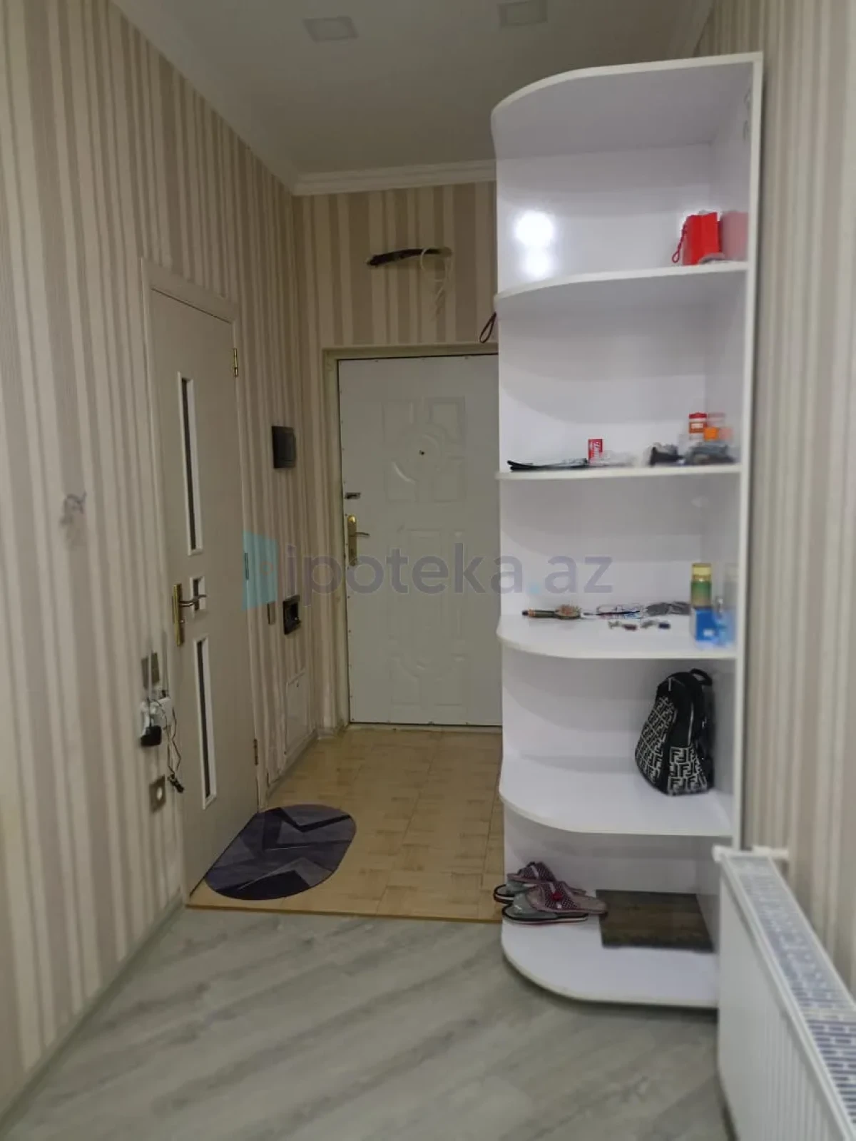 Satılır 2 otaqlı yeni tikili 74 m²
