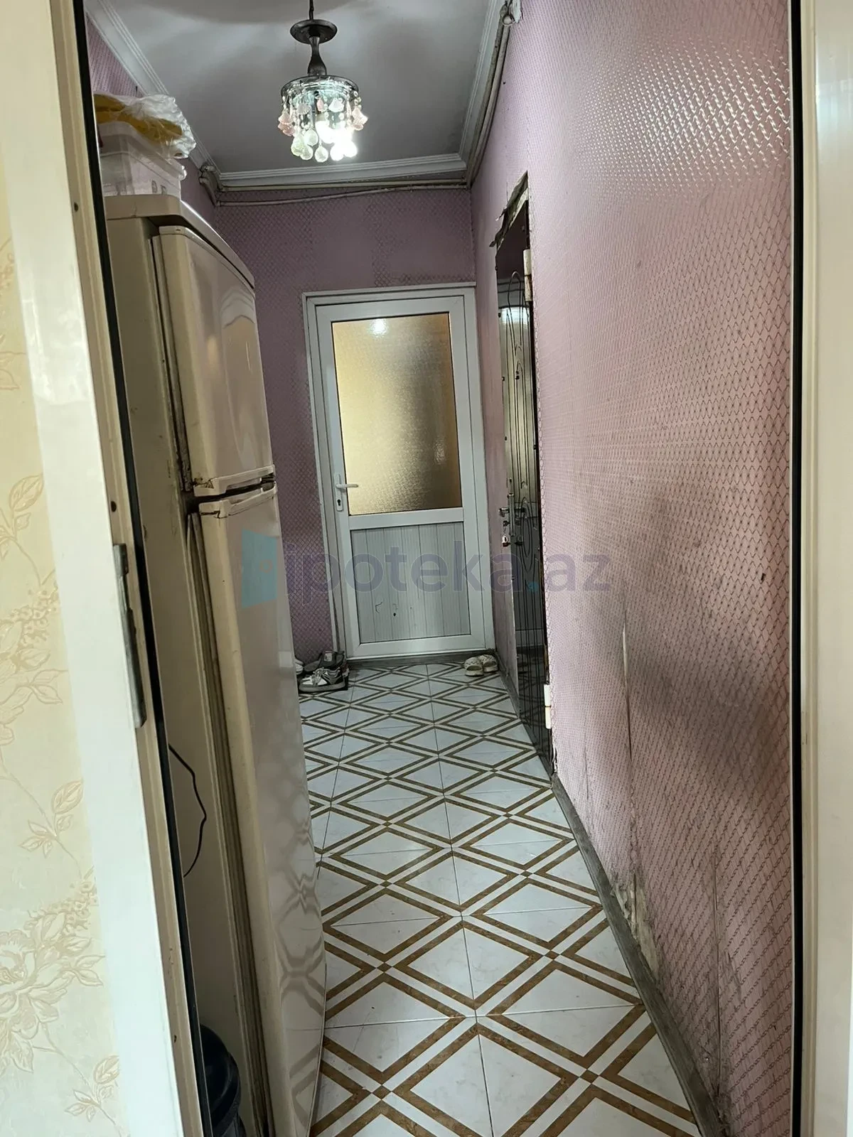 Satılır 2 otaqlı köhnə tikili 45 m²
