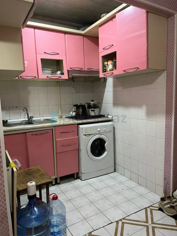 Satılır 2 otaqlı köhnə tikili 45 m²