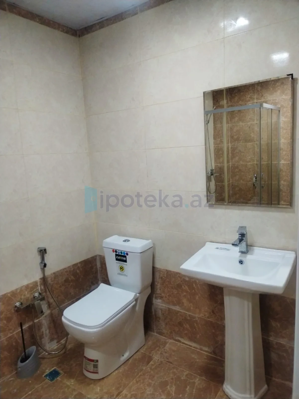 Satılır 2 otaqlı yeni tikili 74 m²