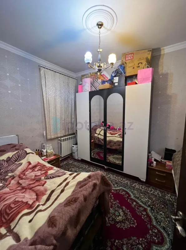 Satılır 3 otaqlı köhnə tikili 84 m²