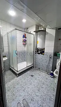 Satılır 3 otaqlı köhnə tikili 84 m²