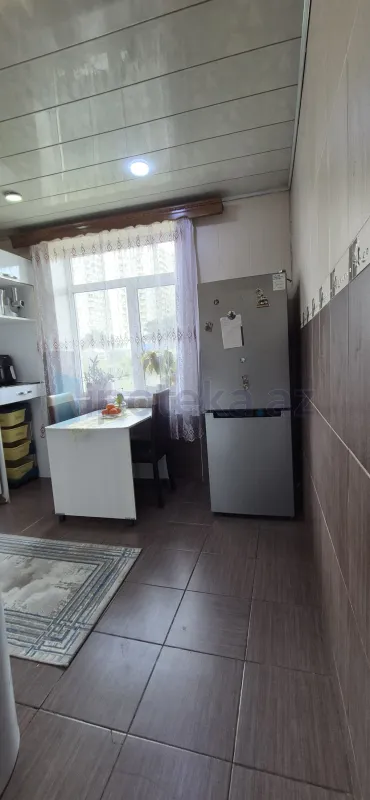 Satılır 3 otaqlı köhnə tikili 60 m²