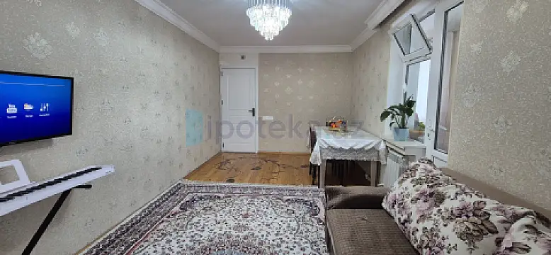 Satılır 3 otaqlı köhnə tikili 60 m²