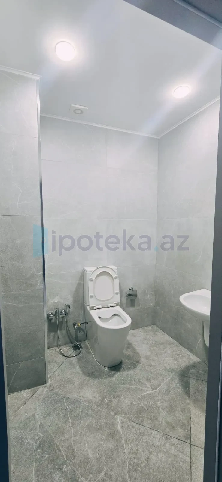 Satılır 3 otaqlı yeni tikili 112 m²