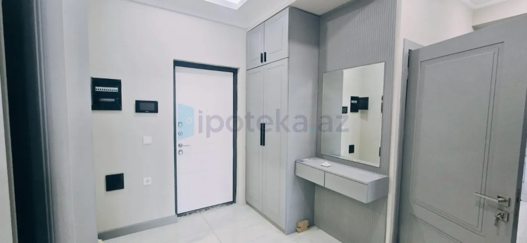Satılır 3 otaqlı yeni tikili 112 m²