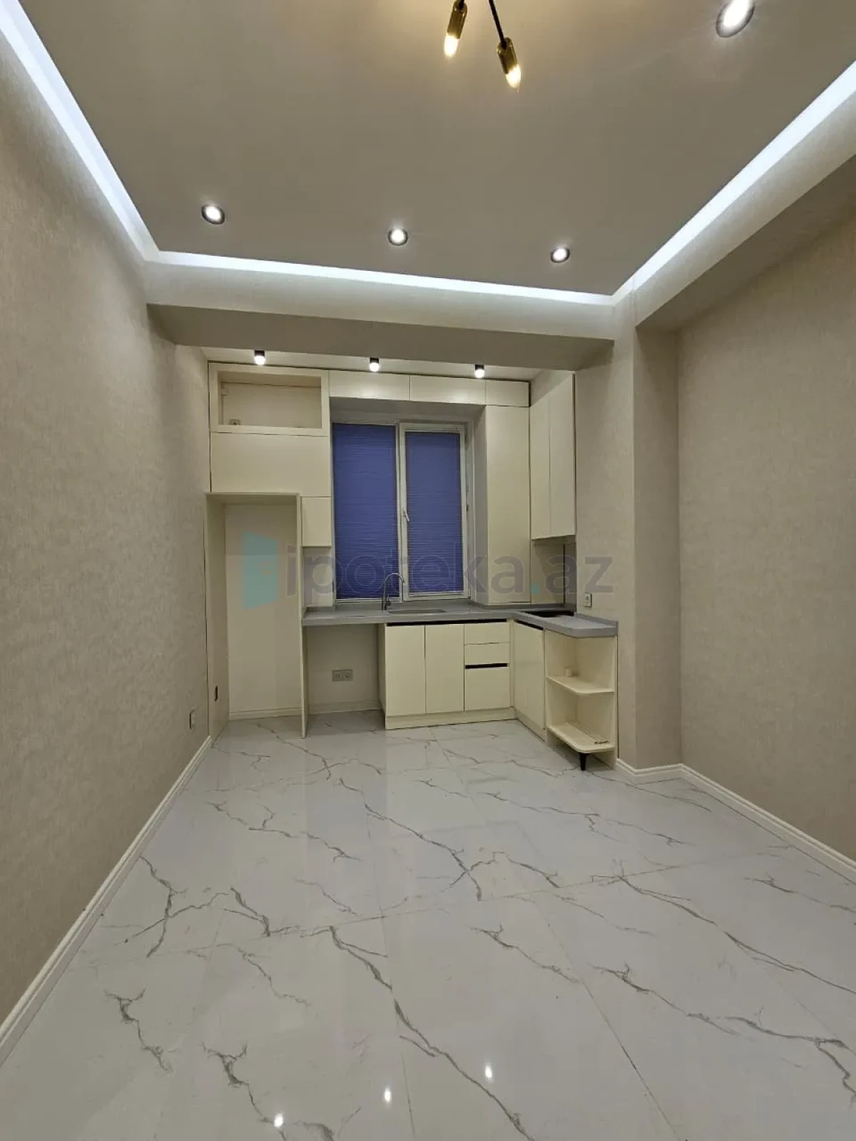Satılır 2 otaqlı yeni tikili 42 m²