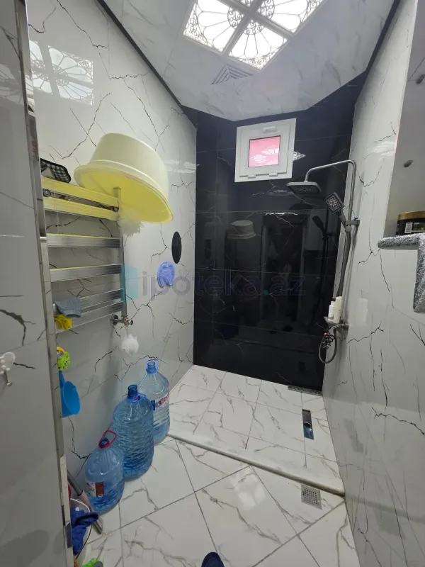 Satılır 4 otaqlı həyət evi 120 m²