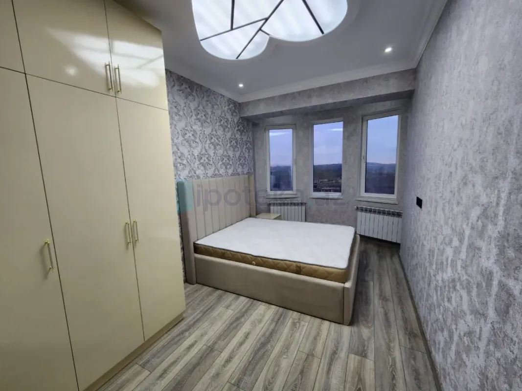 Satılır 2 otaqlı yeni tikili 70 m²