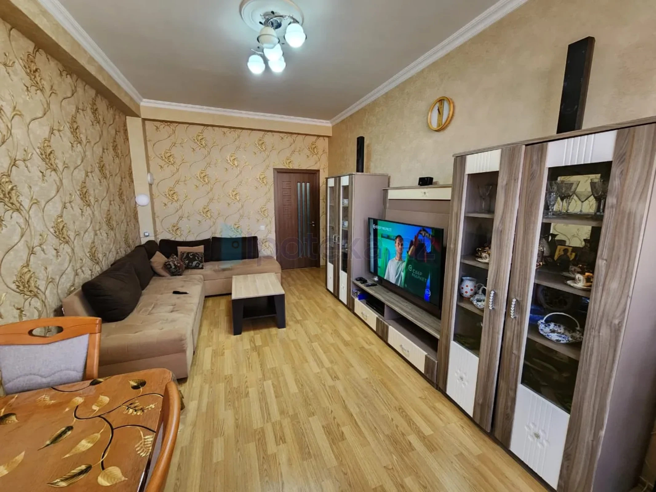 Satılır 3 otaqlı yeni tikili 92 m²
