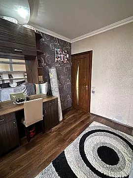 Satılır 2 otaqlı köhnə tikili 45 m²