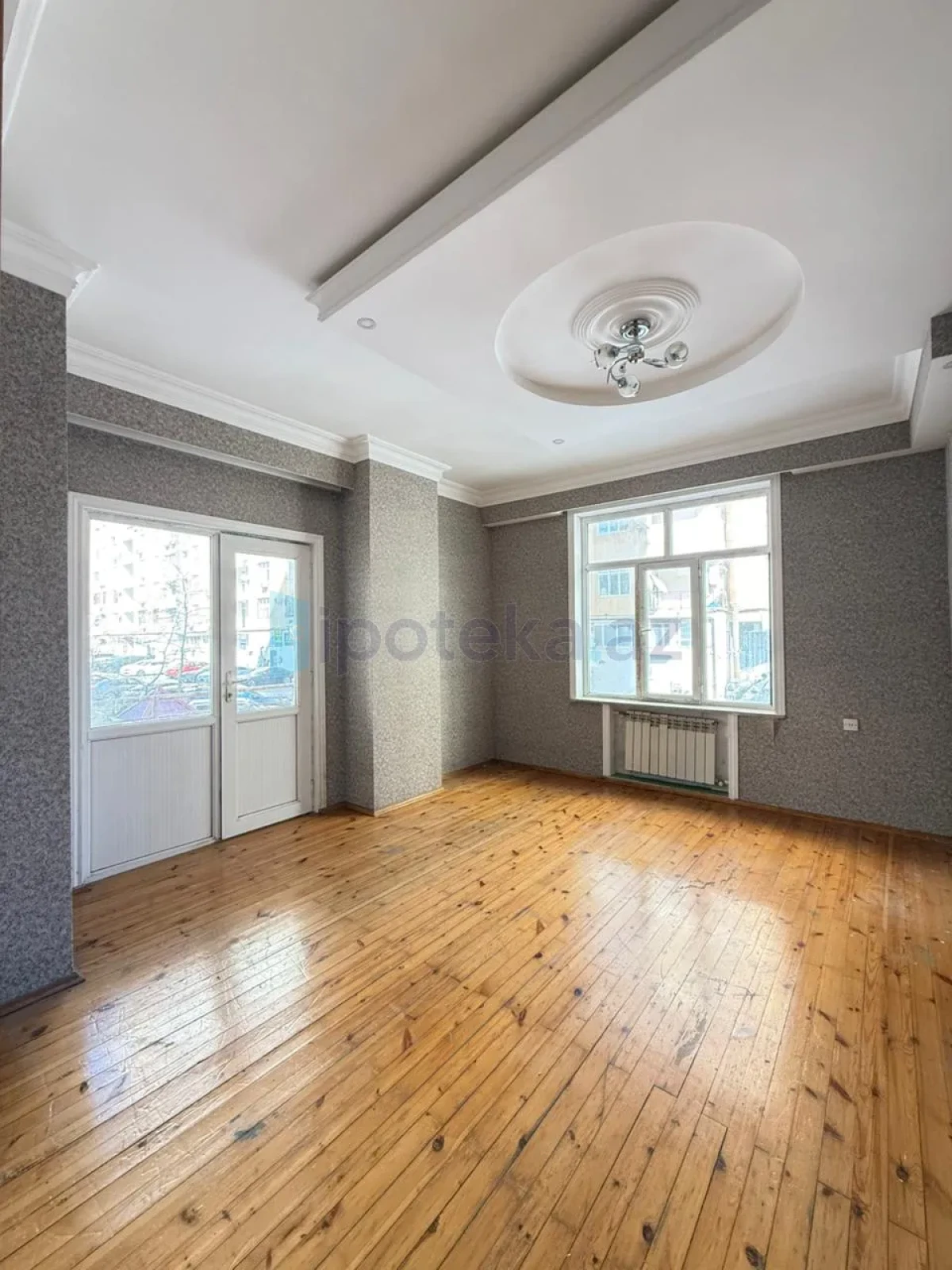 Satılır 2 otaqlı yeni tikili 89 m²