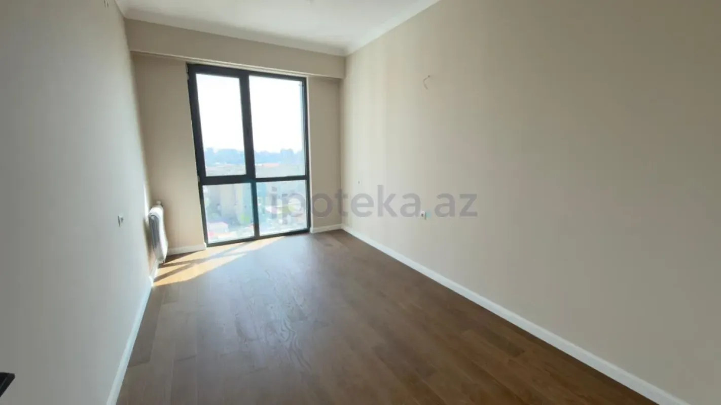 Satılır 4 otaqlı yeni tikili 124 m²