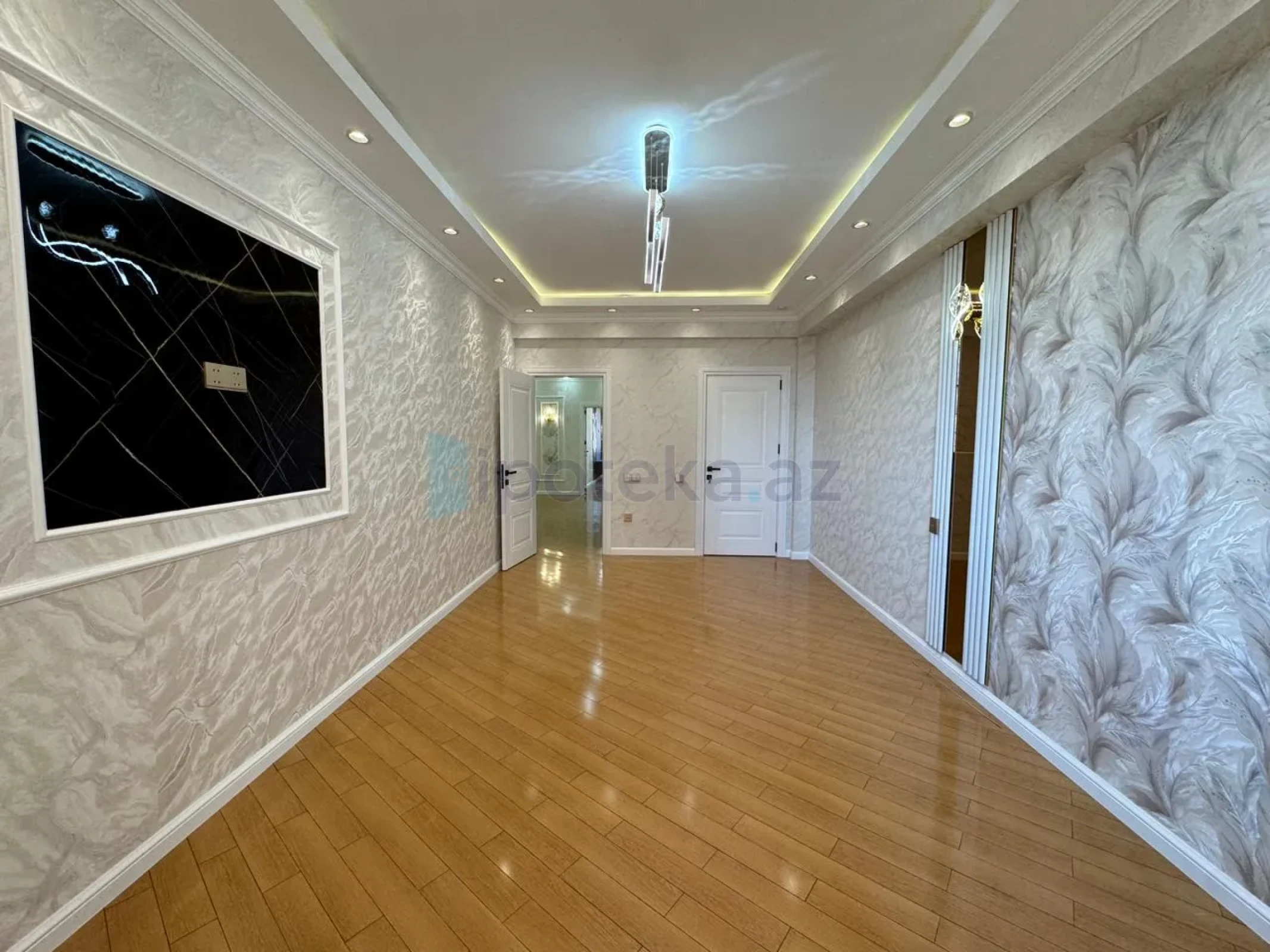Satılır 3 otaqlı yeni tikili 134 m²