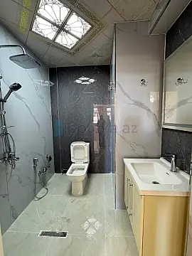 Satılır 3 otaqlı yeni tikili 134 m²