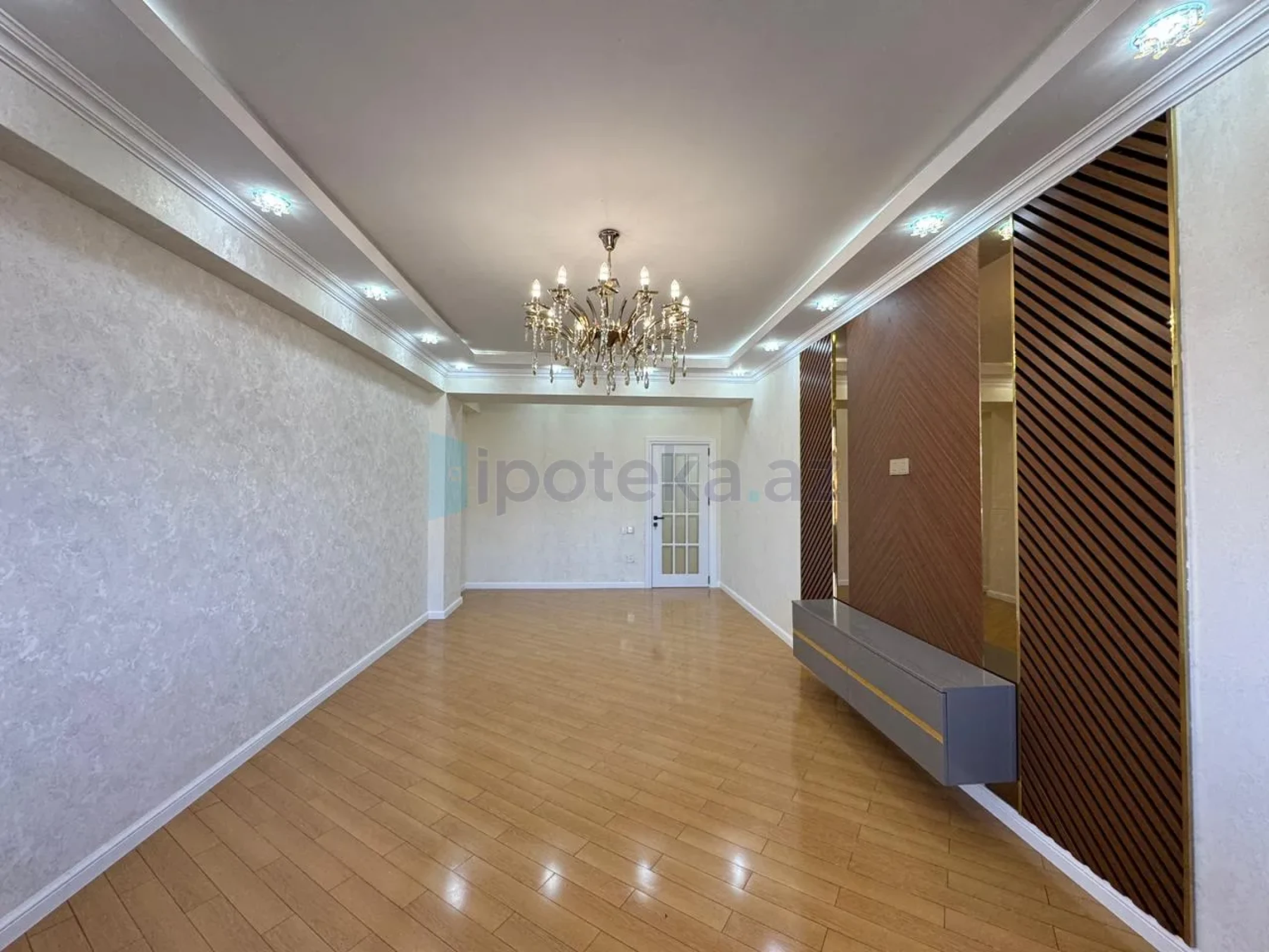 Satılır 3 otaqlı yeni tikili 134 m²