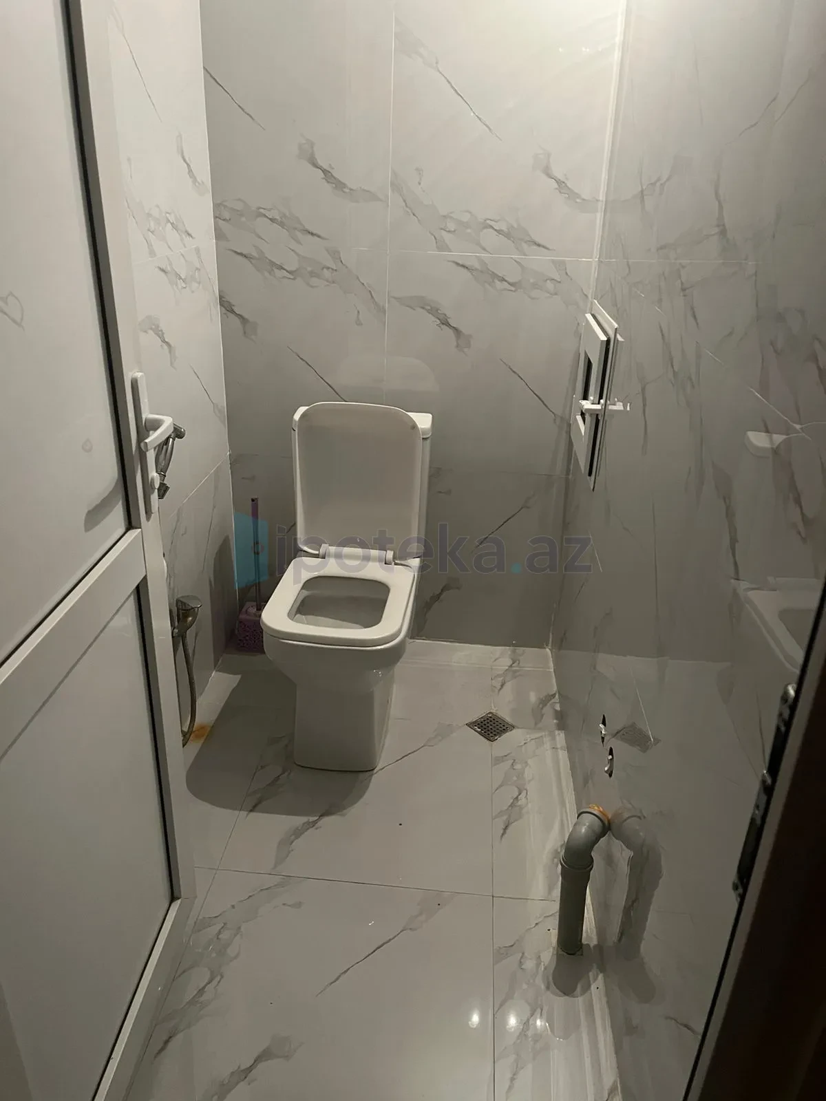 Satılır 3 otaqlı yeni tikili 70 m²