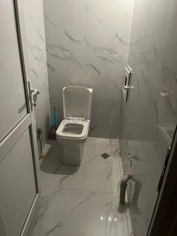 Satılır 3 otaqlı yeni tikili 70 m²