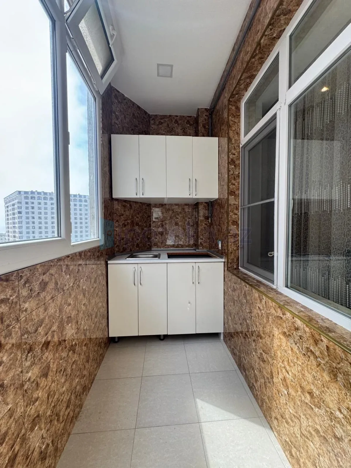 Satılır 4 otaqlı yeni tikili 136 m²