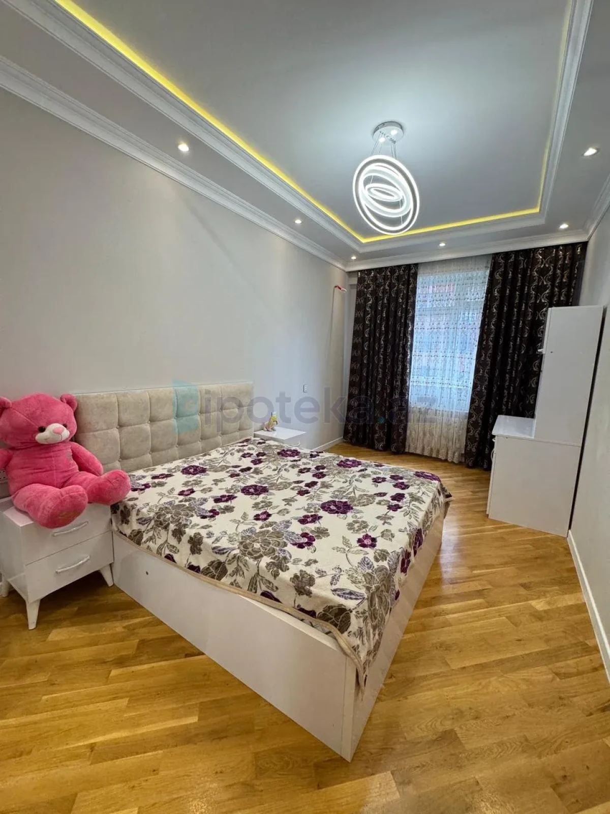 Satılır 4 otaqlı yeni tikili 136 m²