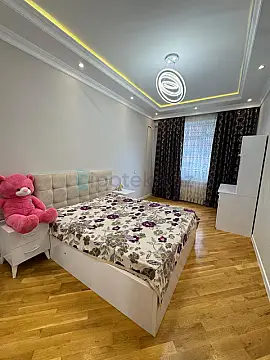 Satılır 4 otaqlı yeni tikili 136 m²