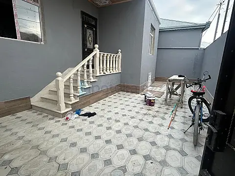 Satılır 3 otaqlı həyət evi 70 m² — Bakı 3 otaq 70.00 m²