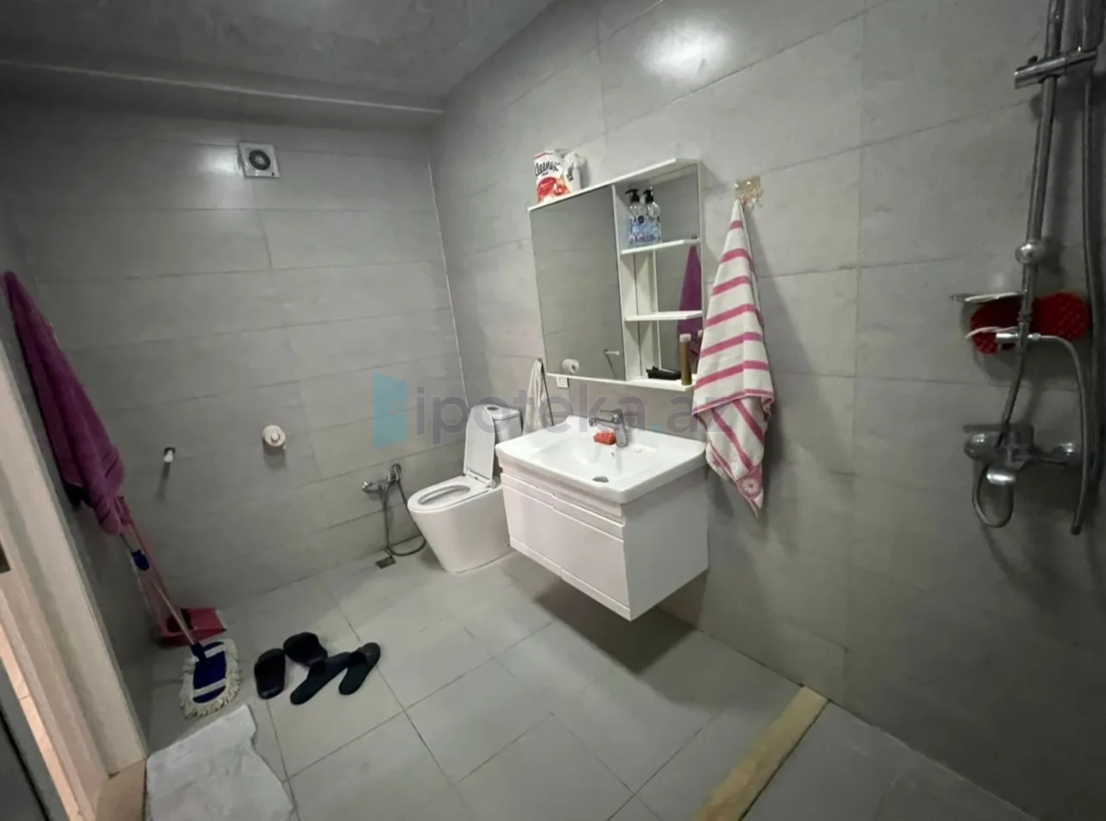 Satılır 2 otaqlı yeni tikili 77 m²