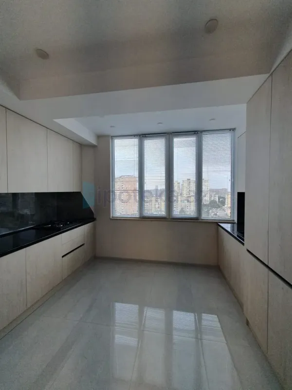 Satılır 2 otaqlı yeni tikili 53 m²