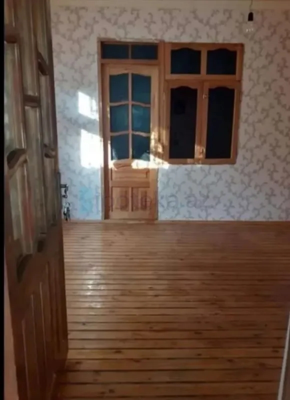 Satılır 3 otaqlı köhnə tikili 70 m²