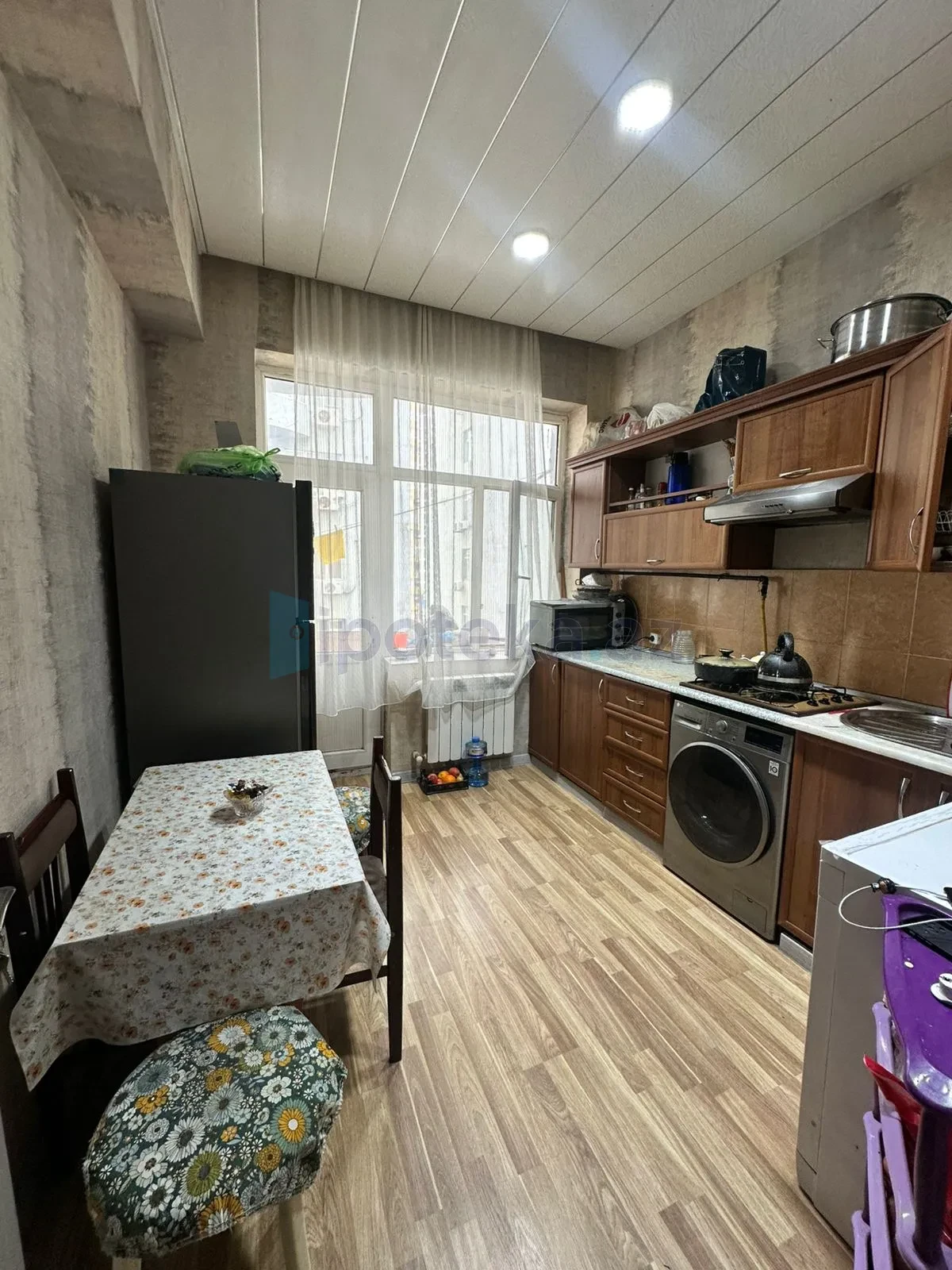 Satılır 2 otaqlı yeni tikili 74 m²